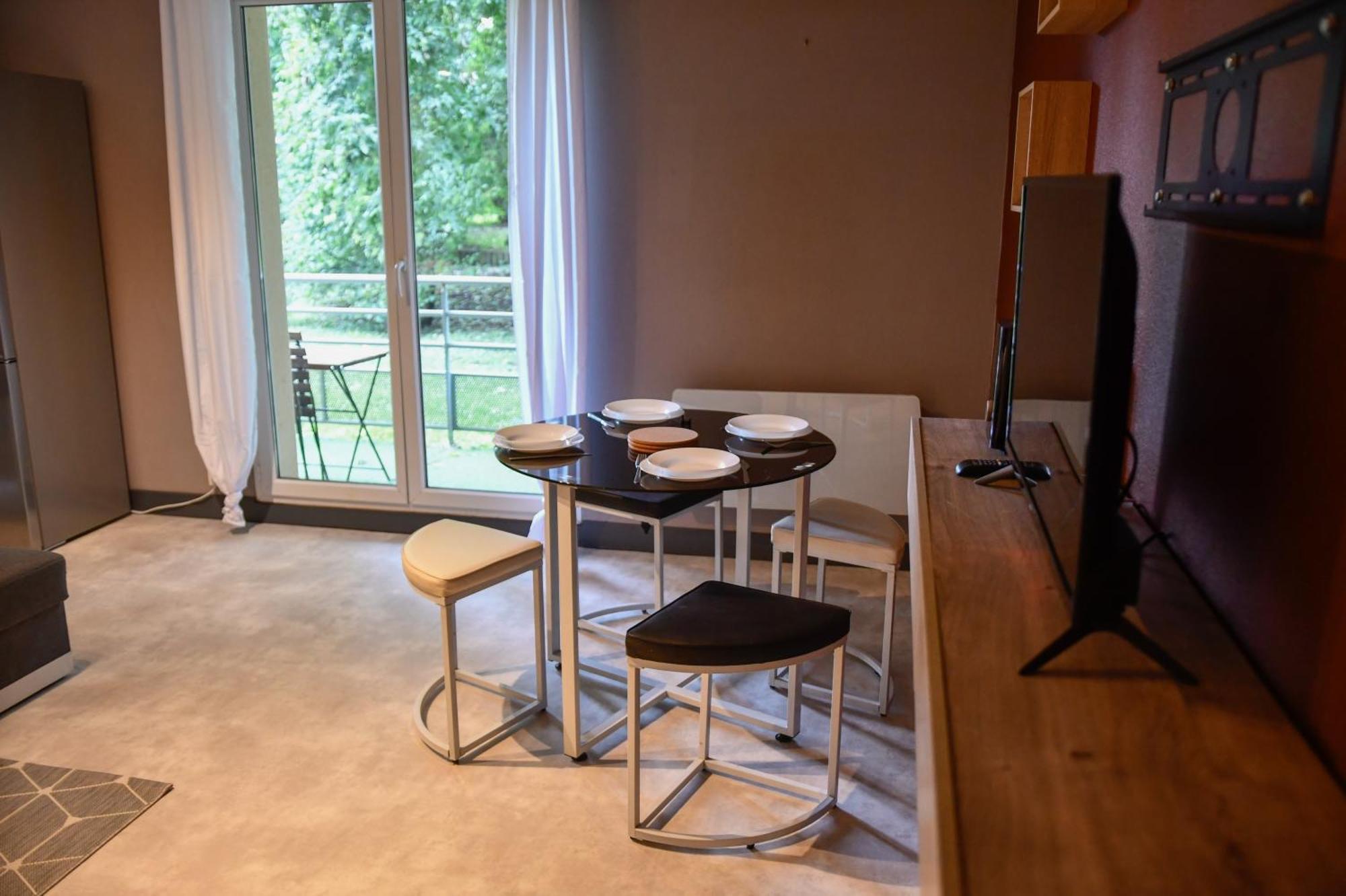 Calme Et Terrasse Privee Pres De Vichy Apartment Bellerive-sur-Allier Exterior photo
